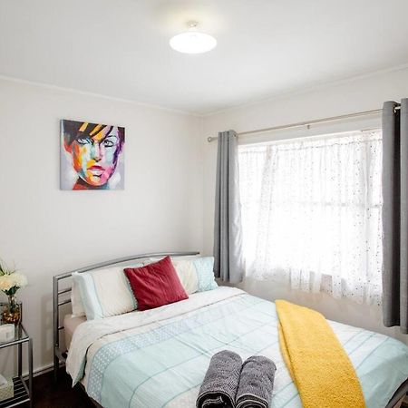 Budget Friendly Rooms Near The Airport Όκλαντ Εξωτερικό φωτογραφία